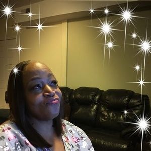 Meet your Posher, Donnia